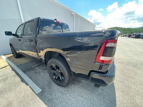 Used 2022 RAM 1500 Big Horn AWD/4WD image 16
