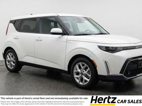 Used 2025 Kia Soul LX w/ LX Technology Package image 1