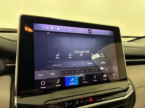 Used 2022 Jeep Compass Limited w/ Elite Group image 26