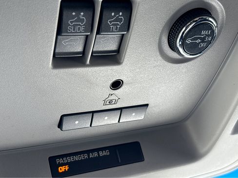 Used 2019 Chevrolet Tahoe Premier image 33