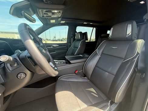 Certified 2024 Cadillac Escalade Sport w/ LPO, ONYX Package AWD/4WD image 27