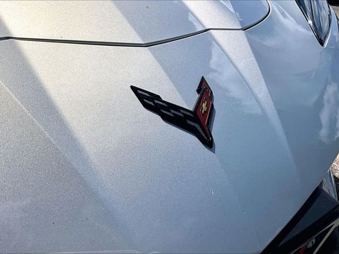 Used 2022 Chevrolet Corvette Stingray Preferred Cpe w/ Z51 Performance Package RWD image 26