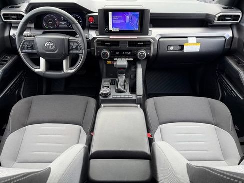 Certified 2025 Toyota 4Runner TRD Off-Road AWD/4WD image 20