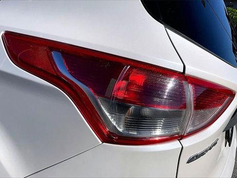 Used 2014 Ford Escape Titanium image 23