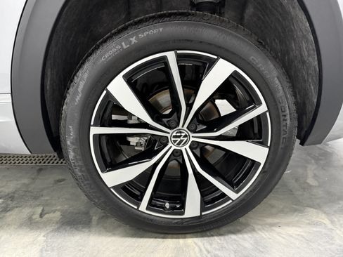 Used 2026 Volkswagen Atlas SEL Premium R-Line AWD/4WD image 29