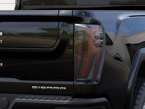 New 2026 GMC Sierra 2500 Denali w/ Denali Reserve Package image 12