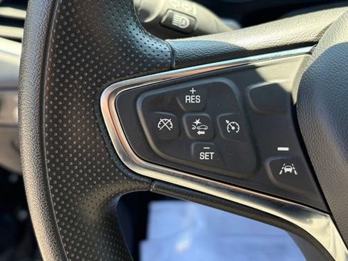 Used 2023 Chevrolet Malibu LT FWD image 16
