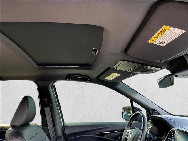 Used 2024 Honda Ridgeline Black Edition image 13
