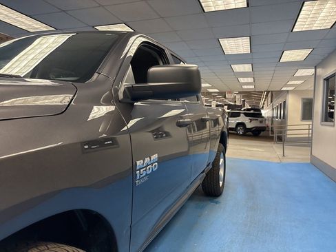 Used 2024 RAM 1500 Classic SLT image 15