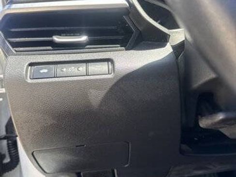 Used 2024 Nissan Altima 2.5 S FWD image 16