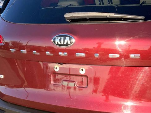 Used 2021 Kia Telluride EX w/ EX Premium Package image 9