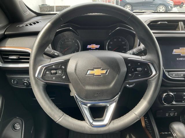 Used 2023 Chevrolet TrailBlazer ACTIV w/ Sun and Liftgate Package AWD/4WD image 3