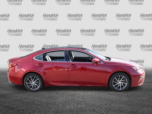 Used 2017 Lexus ES 350 image 10