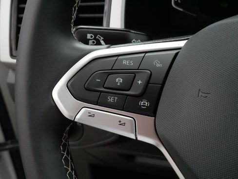 Certified 2023 Volkswagen Atlas SE AWD/4WD image 25