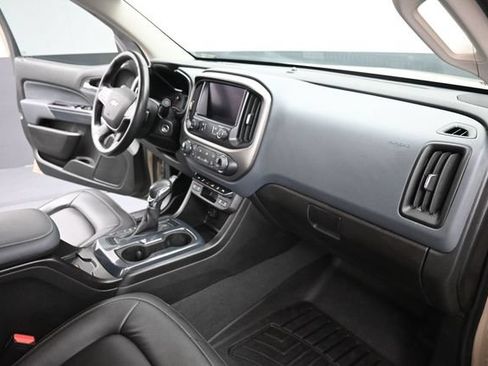 Used 2022 Chevrolet Colorado Z71 AWD/4WD image 26