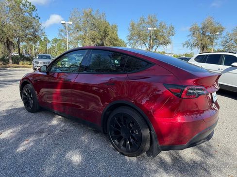 Used 2025 Tesla Model Y Long Range image 15