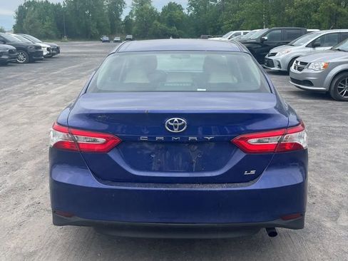 Used 2018 Toyota Camry LE FWD image 4