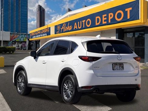 Used 2017 MAZDA CX-5 Touring w/ Preferred Equipment Package FWD image 3