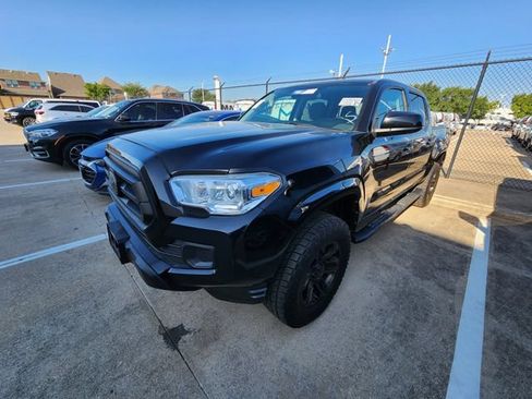 Used 2022 Toyota Tacoma SR w/ SR Convenience Package RWD image 3