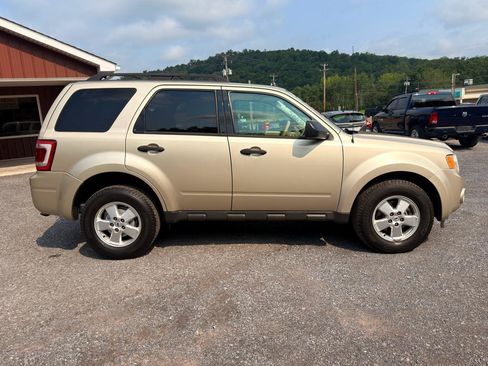 Used 2012 Ford Escape XLT AWD/4WD image 8