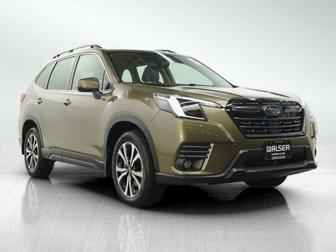 Used 2024 Subaru Forester Limited AWD/4WD image 3