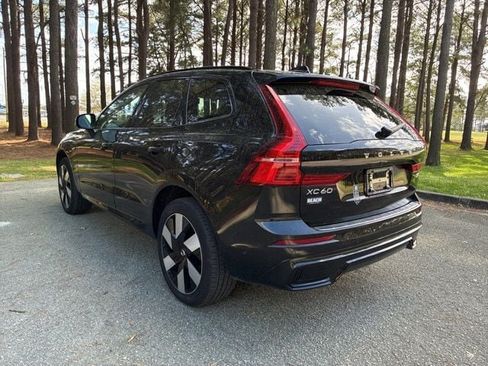 New 2025 Volvo XC60 T8 Plus w/ Protection Package Premier AWD/4WD image 7