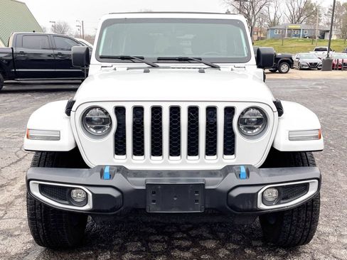 Used 2022 Jeep Wrangler Unlimited Sahara w/ Cold Weather Group image 7