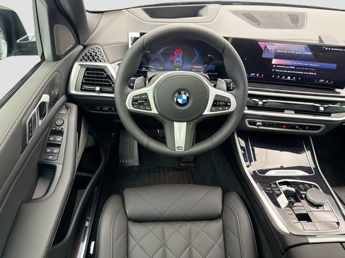 New 2026 BMW X5 xDrive40i w/ M Sport Package AWD/4WD image 10
