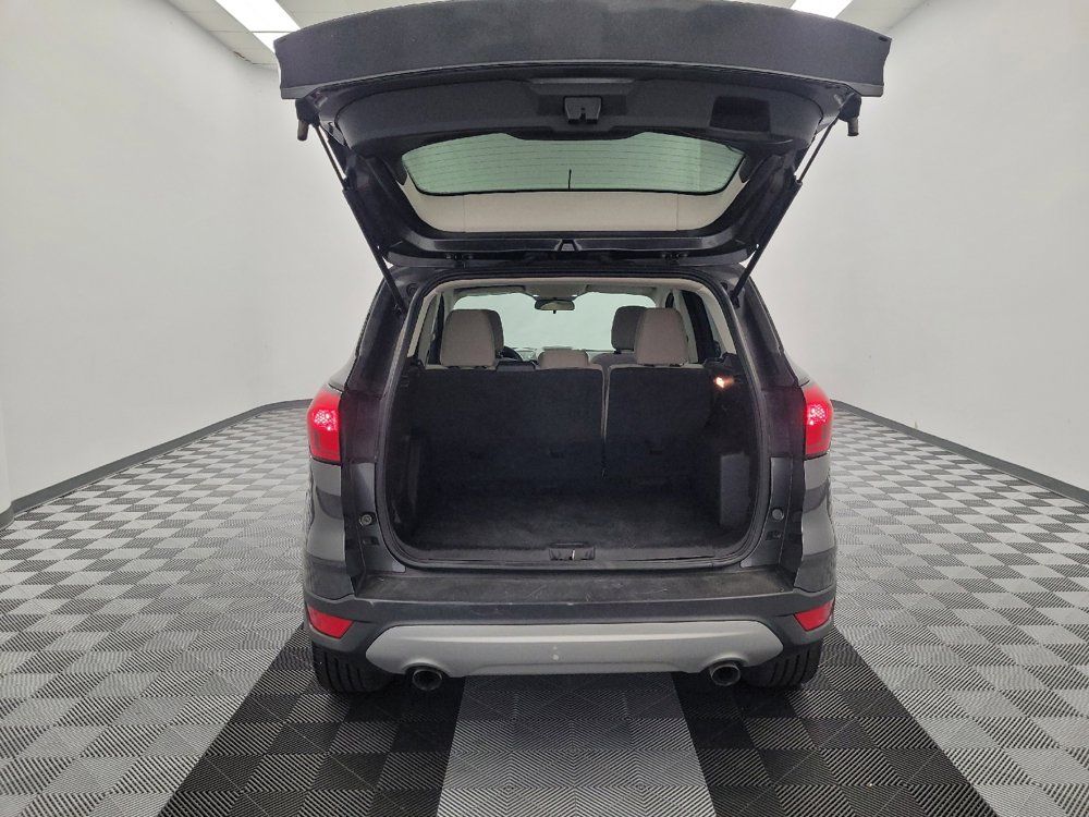 Used 2019 Ford Escape SE FWD image 29