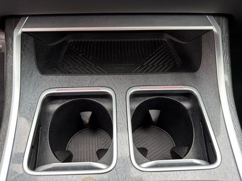 Used 2023 BMW 760i xDrive w/ Executive Package image 19