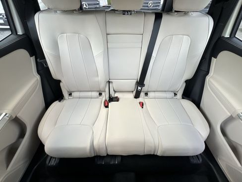 New 2026 Mercedes-Benz GLB 250 4MATIC image 15
