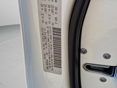 Used 2020 Jeep Compass Latitude image 26