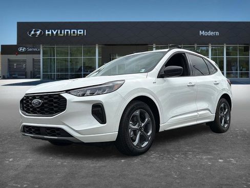 Used 2023 Ford Escape ST-Line w/ Tech Pack #1 FWD image 1