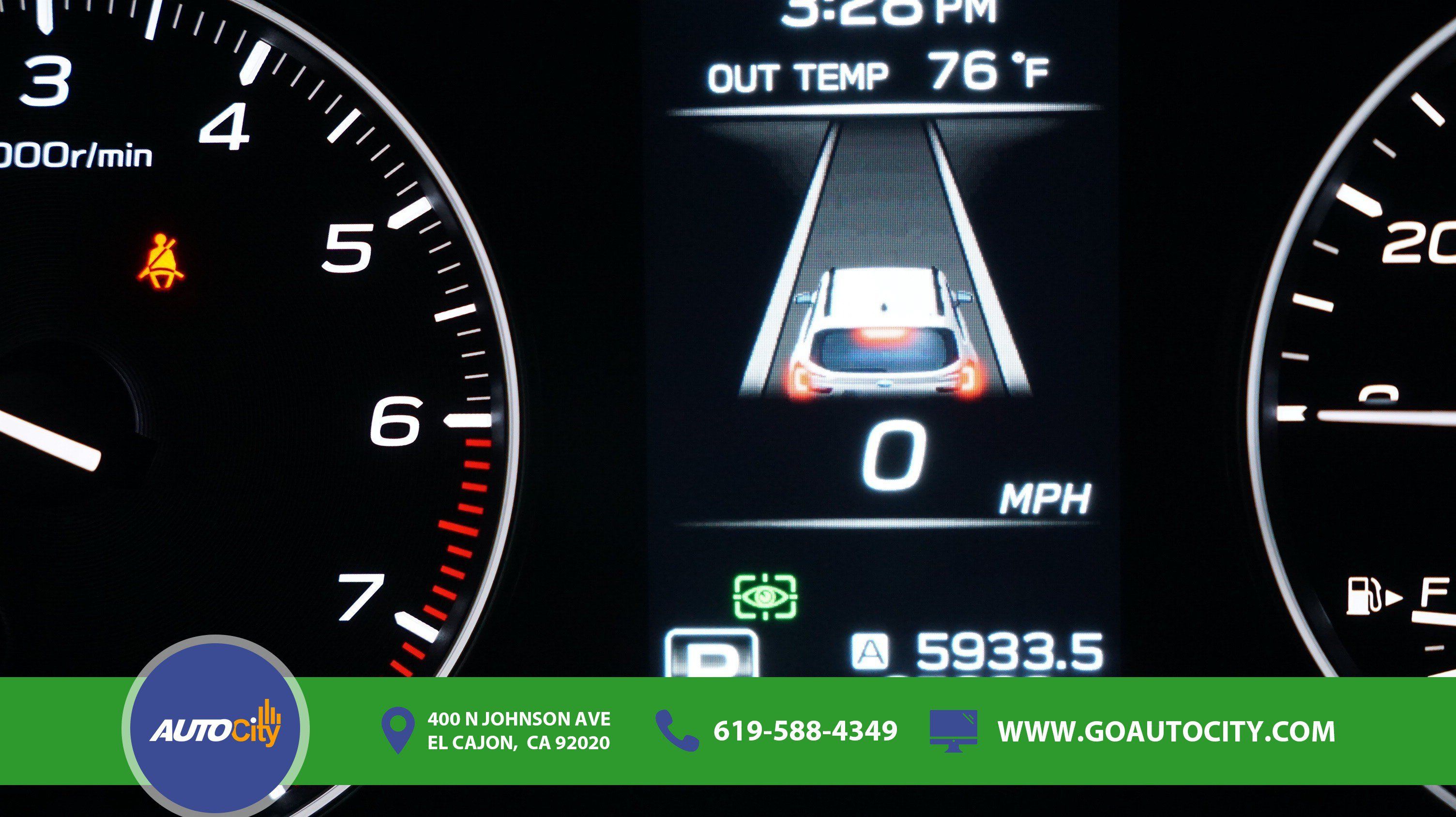 Used 2023 Subaru Ascent Touring AWD/4WD image 3