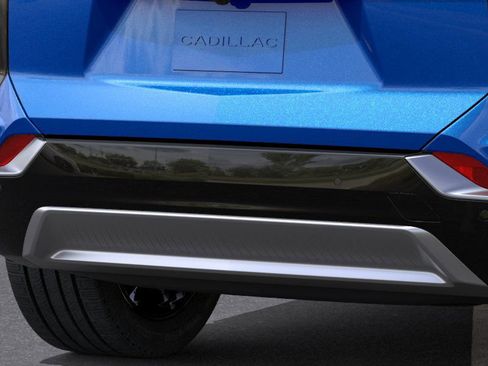 New 2025 Cadillac Optiq Luxury 2 image 38