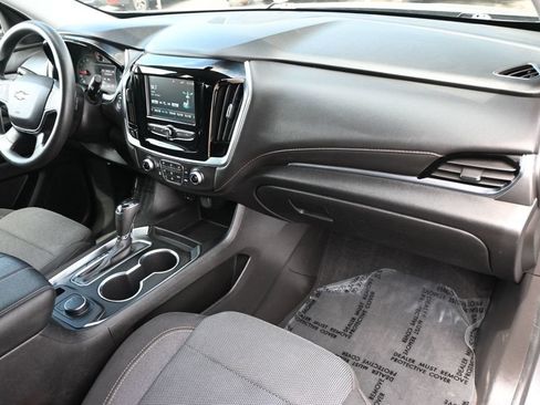 Used 2019 Chevrolet Traverse LS w/ LPO, Floor Liner Package FWD image 10