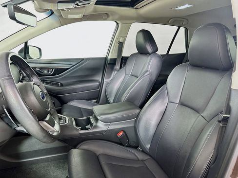 Used 2020 Subaru Outback Limited AWD/4WD image 8