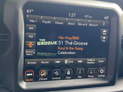 Used 2023 Jeep Wrangler Sahara w/ Cold Weather Group image 11