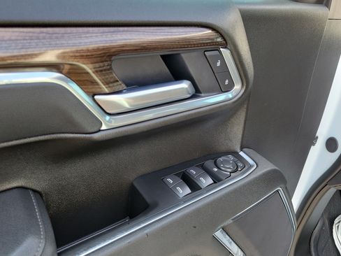 Used 2026 Chevrolet Silverado 1500 RST w/ RST Select Package AWD/4WD image 18