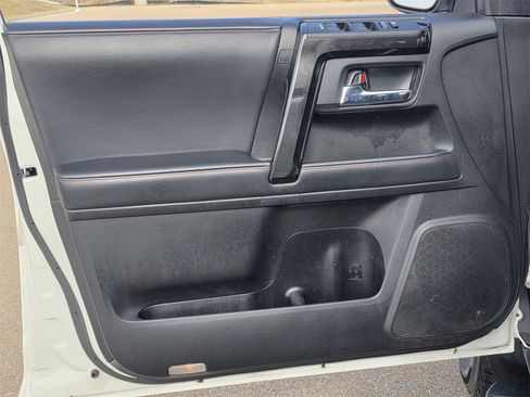 Used 2021 Toyota 4Runner TRD Off-Road image 22