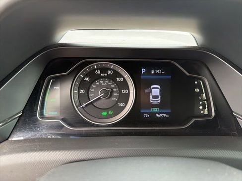 Used 2020 Hyundai Ioniq Blue FWD image 21