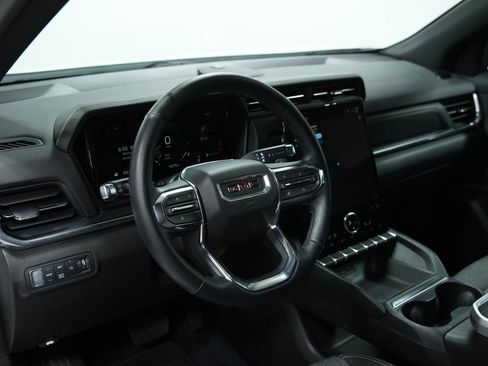 Used 2025 GMC Terrain Elevation image 26