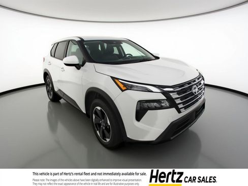 Used 2025 Nissan Rogue SV FWD image 1