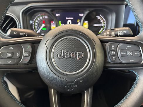 Used 2024 Jeep Wrangler Unlimited Rubicon 4xe AWD/4WD image 35