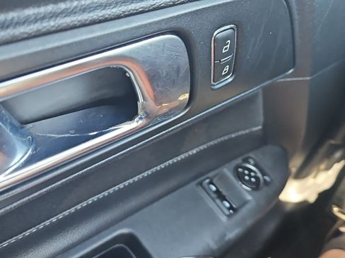 Used 2020 Ford Mustang Coupe RWD image 19