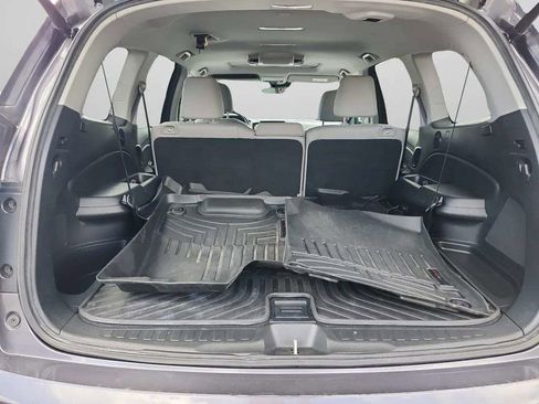 Used 2020 Honda Pilot Touring image 14