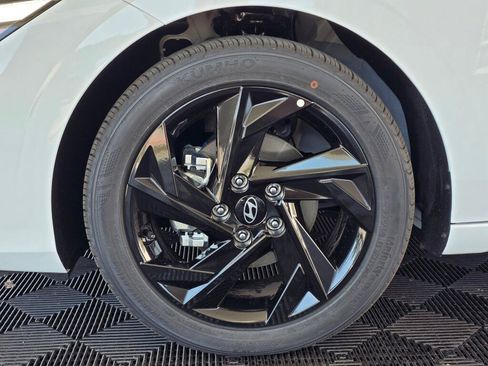 New 2026 Hyundai Elantra Sport FWD image 10