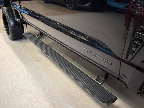 Used 2024 Ford F250 Limited w/ FX4 Off-Road Package image 19