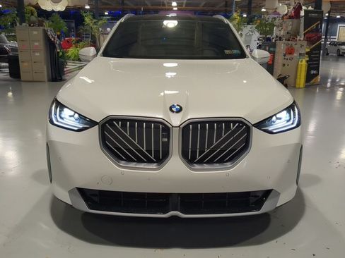 Used 2026 BMW X3 xDrive30i w/ Premium Package AWD/4WD image 3