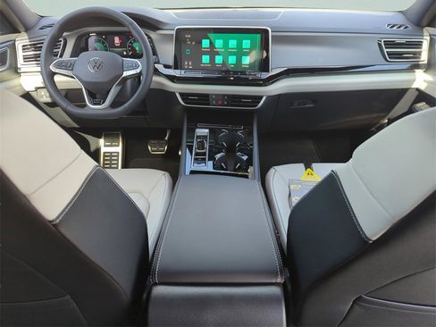 New 2026 Volkswagen Atlas Cross Sport SEL Premium R-Line image 43